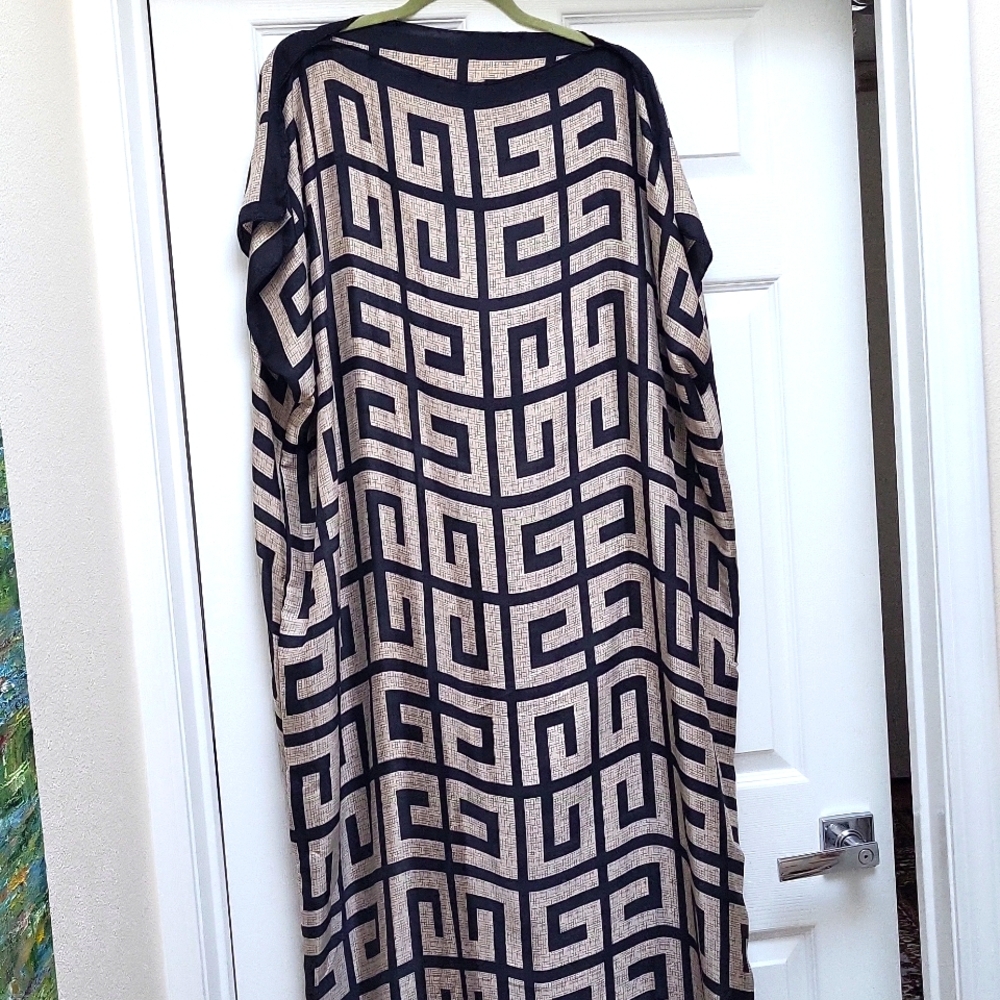 Caftan With Fendi Like Pattern. Beautiful And Flo… - image 1